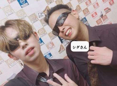 デラデラのラシのプロフィール!